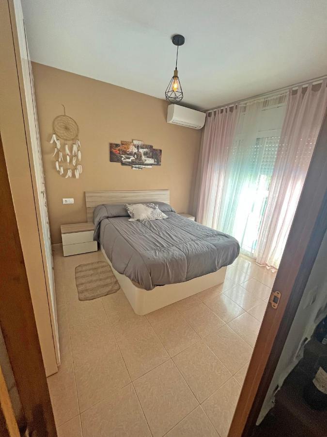 Casa En Vilafortuny Con Barbacoa Piscina Comunitaria Кембрилс Екстериор снимка